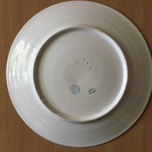 Vintage hand painted Vignaud Limoges France plate landscape man fishing rare - Picture 3 of 3